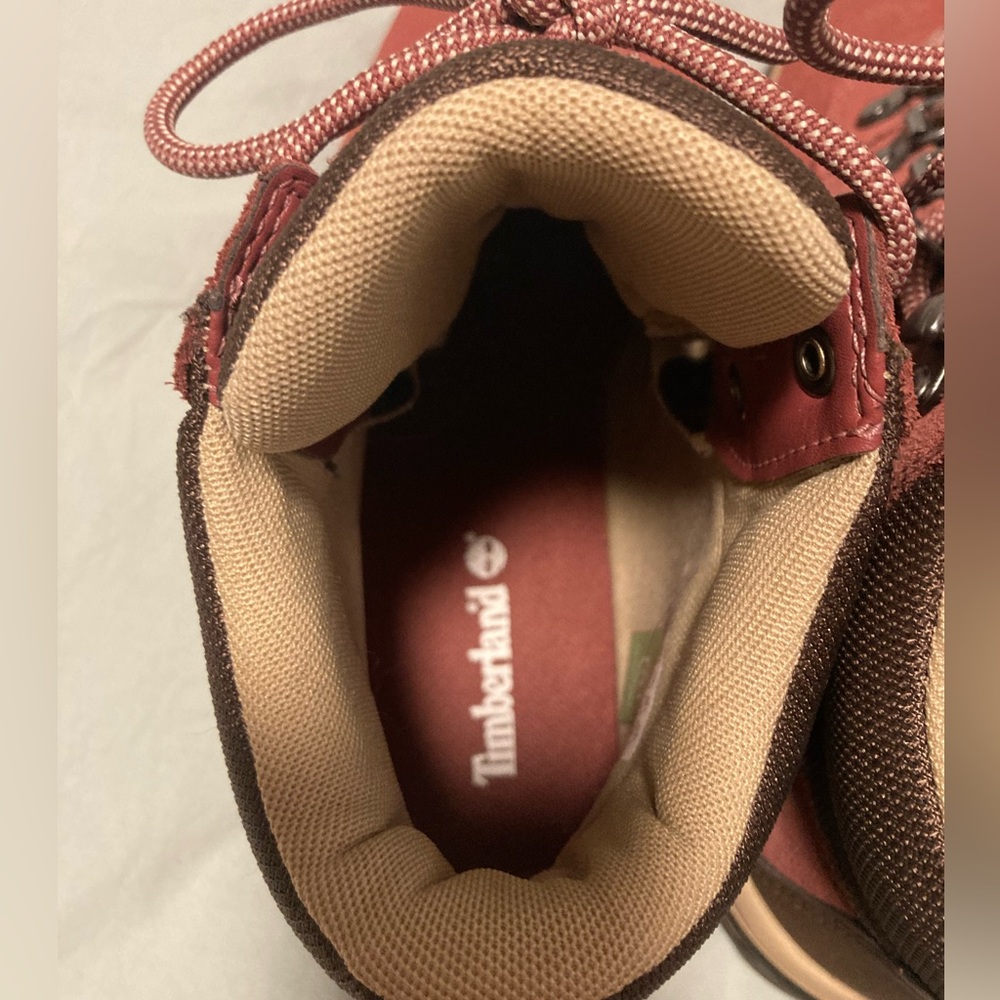 Rose Timberlands - Picture 3 of 7
